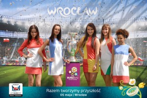 piłkarska_miss_Euro_2012_prezentacja_pucharu